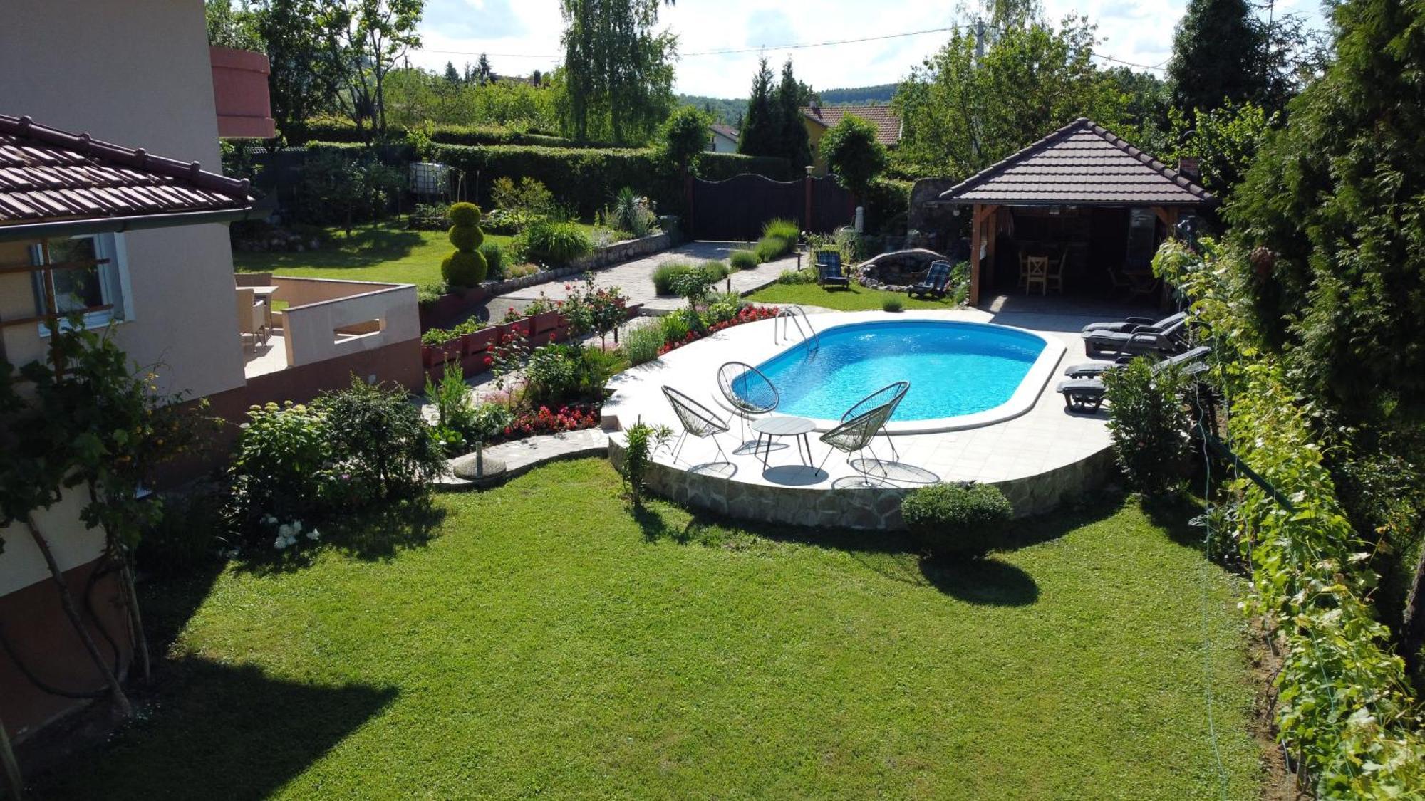 Villa Katarina With Pool Banja Luka Esterno foto