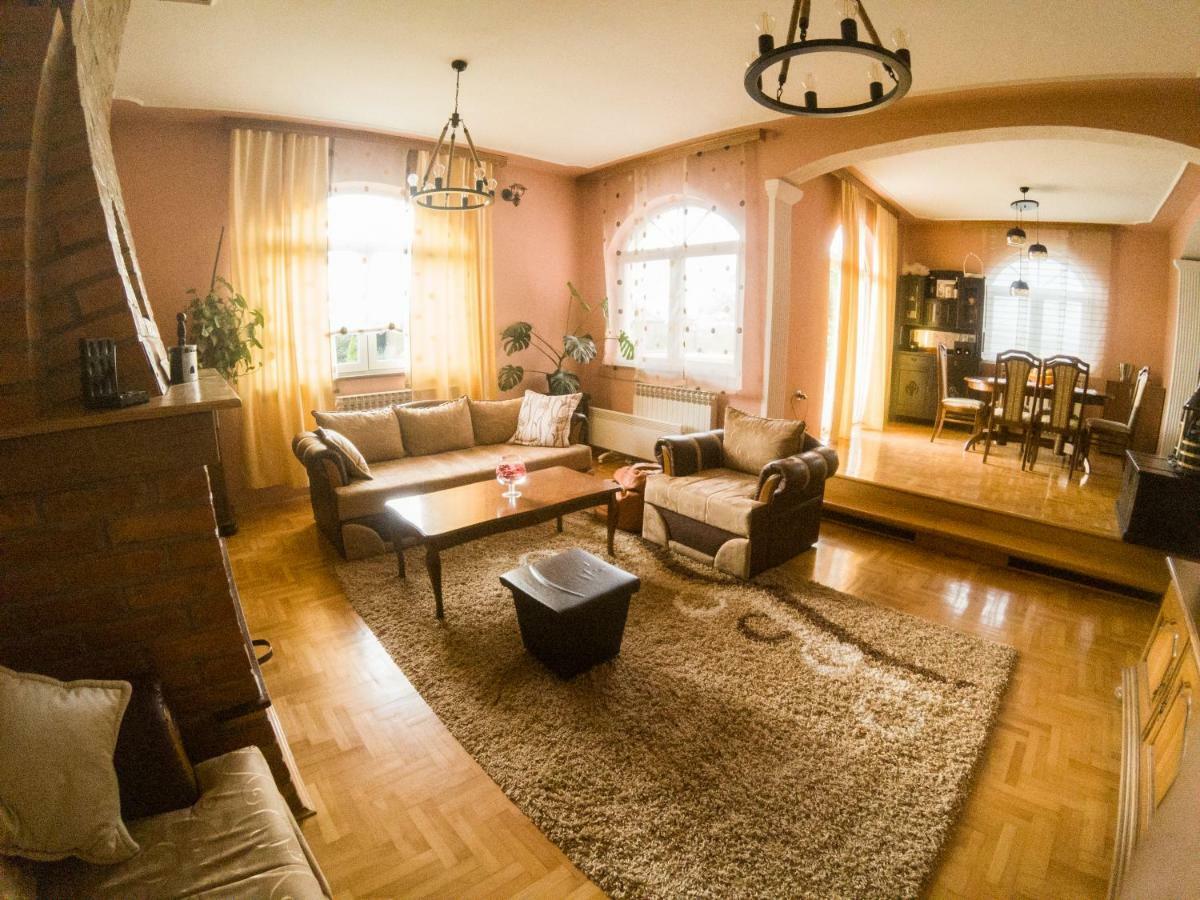 Villa Katarina With Pool Banja Luka Esterno foto