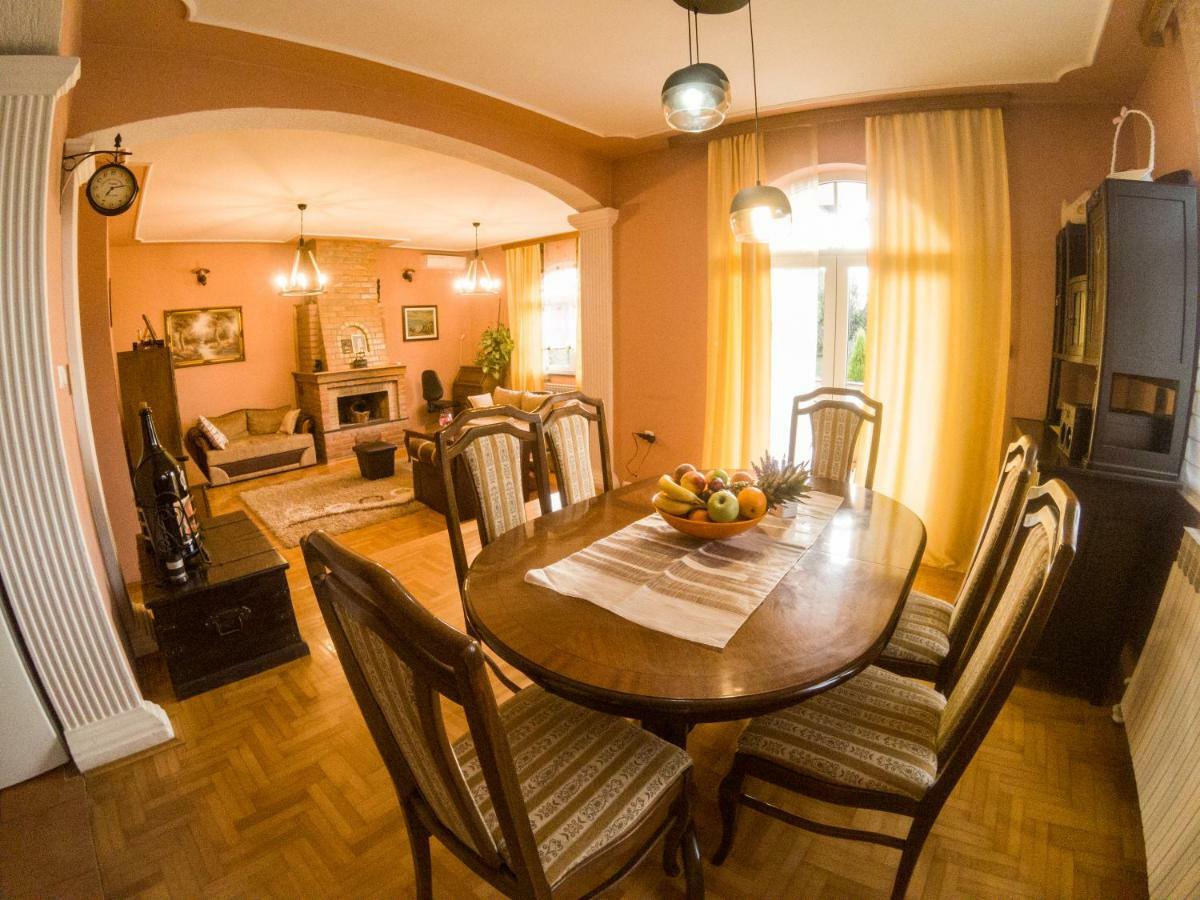 Villa Katarina With Pool Banja Luka Esterno foto